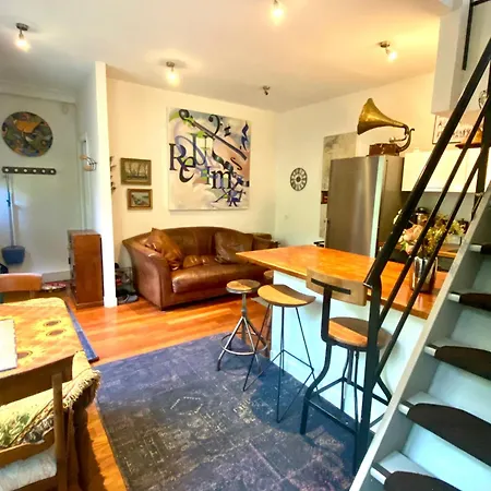 Jolie Maison Parisienne Jardin Porte De Montreuil